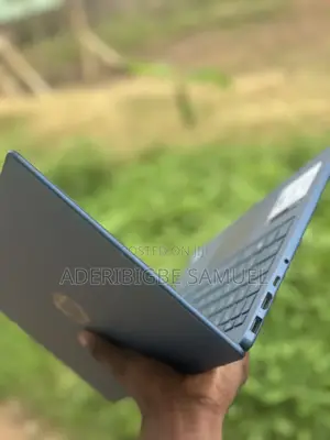Laptop HP 14-ep0063 4GB Intel SSD 128GB
