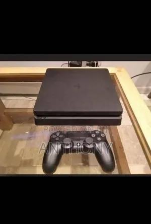 PS4 Slim With Controller