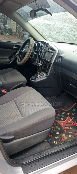 Toyota Matrix 2006 Silver