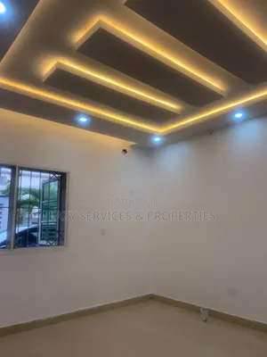 3bdrm Apartment in Lekki Phase One for rent