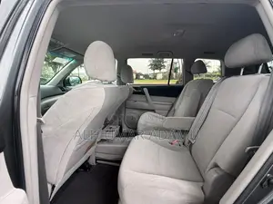 Toyota Highlander 2012 Gray