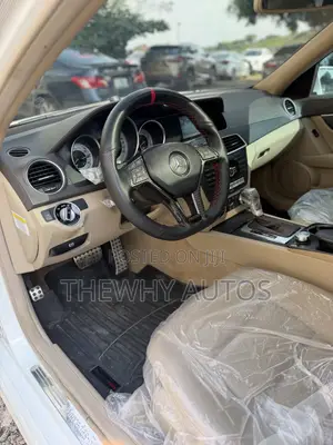 Mercedes-Benz C300 Sport 4Matic Sedan AWD (3.5L 6cyl 7A) 2013 White