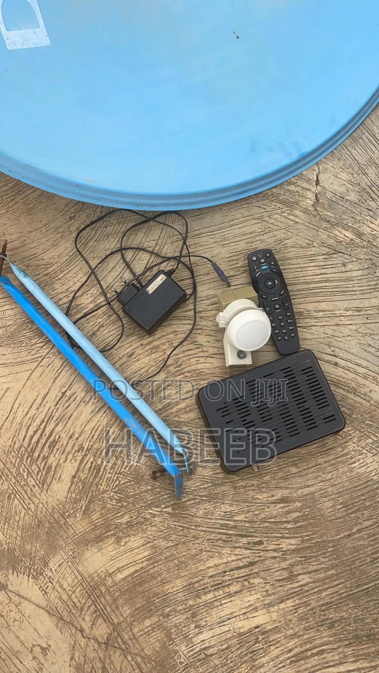 DStv Decoder Complete Set – Plug Play
