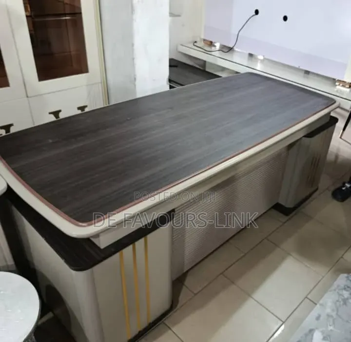 2meter Office Desk