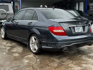 Mercedes-Benz C300 2014 Gray