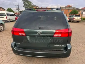 Toyota Sienna LE AWD 2006 Green