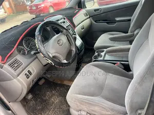 Toyota Sienna LE AWD 2006 Green