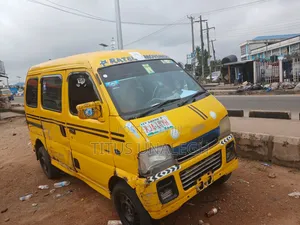 Suzuki Every 2009 Yellow