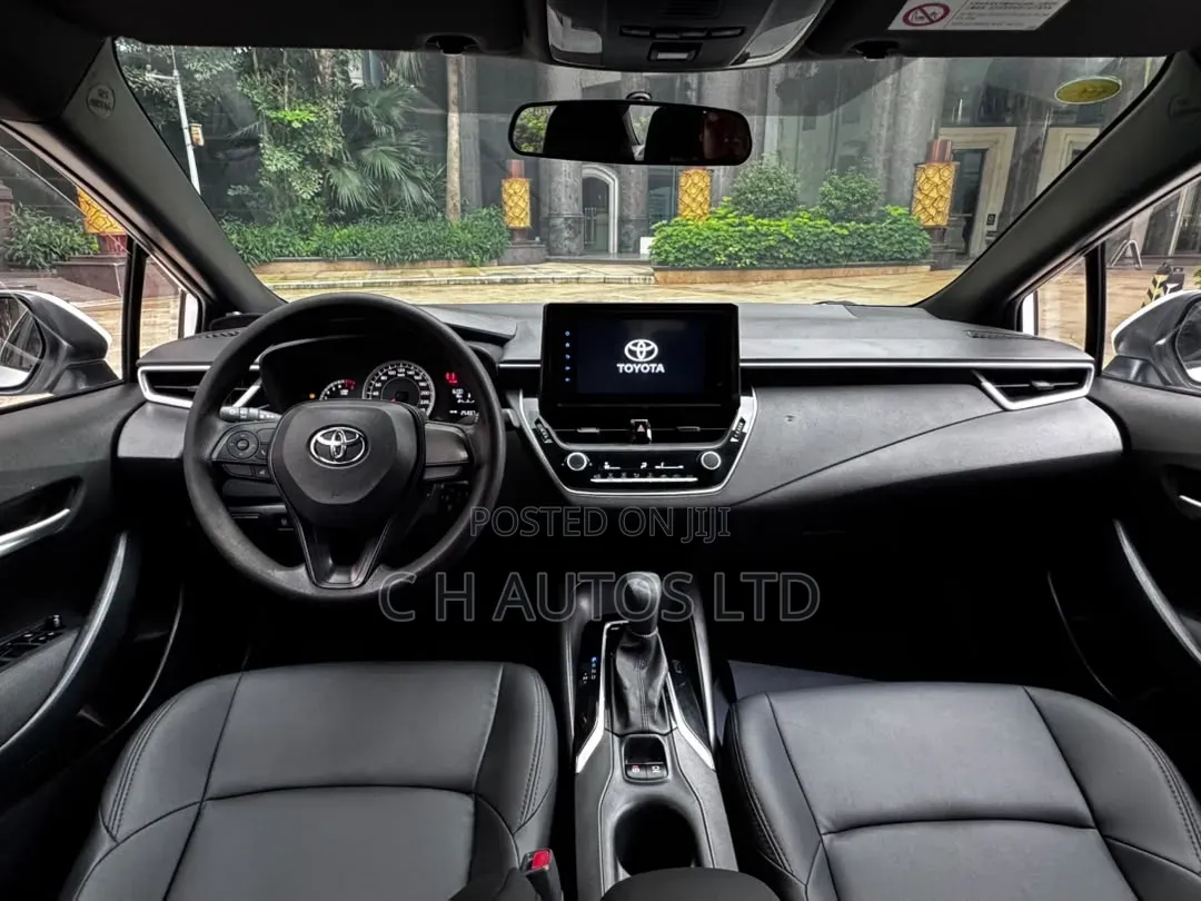 Toyota Corolla 2022 White