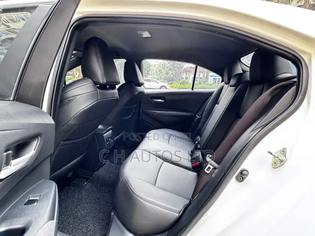 Toyota Corolla 2022 White