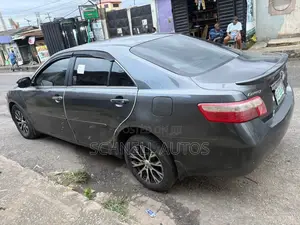 Toyota Camry LE 4dr Sedan (2.4L 4cyl 5A) 2008