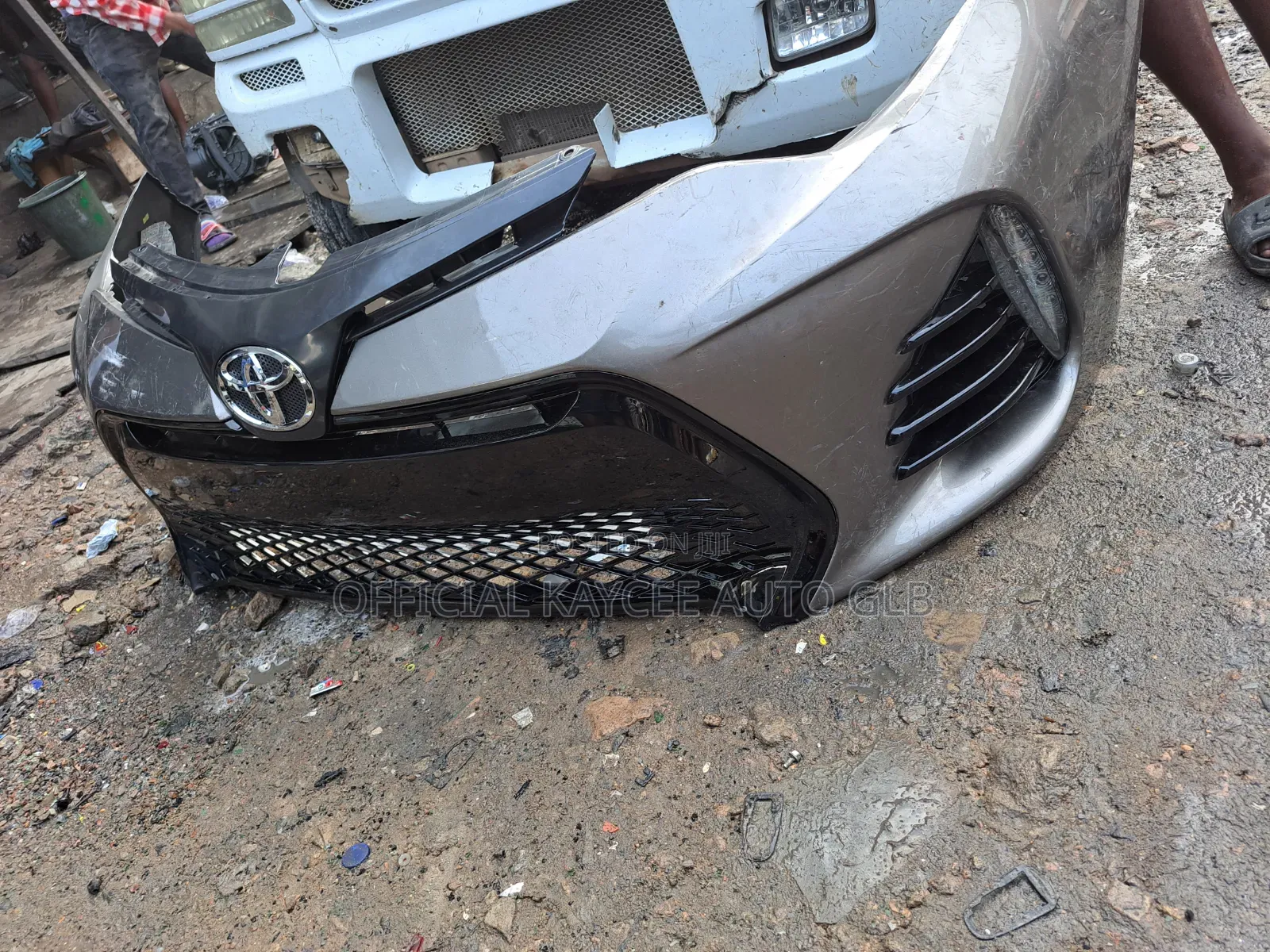 Complete Bumper Corolla 2018se