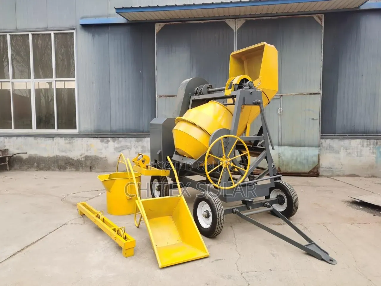 Self Loader Concrete Mixer
