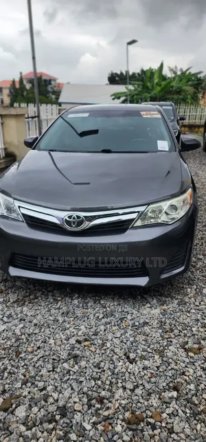 Toyota Camry 2014 Gray