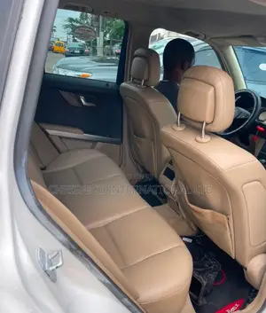 Mercedes-Benz GLK-Class 350 4MATIC 2011 White