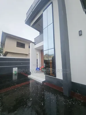 5bdrm Duplex in Magodo Phase1 for sale