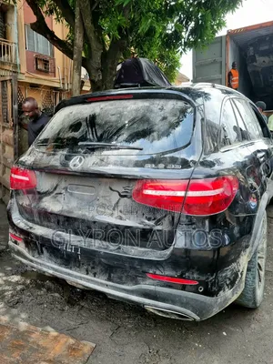 Mercedes-Benz GLC-Class 2019 Black