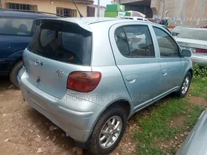 Toyota Yaris 2004 Silver