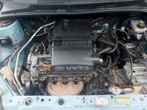 Toyota Yaris 2004 Silver