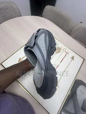 Original Balenciaga Slides