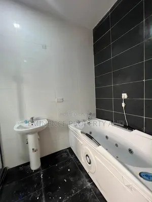 3bdrm Duplex in Lekki Expressway for rent