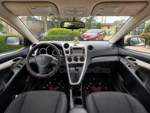 Pontiac Vibe 2009 White
