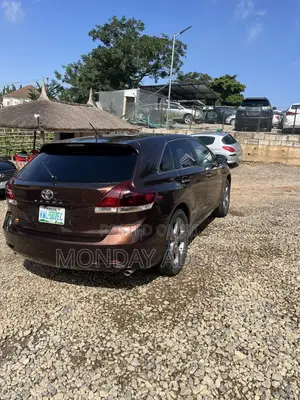 Toyota Venza LE 2010 Brown