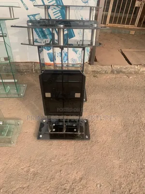 High Quality Glass Pulpit