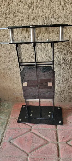 High Quality Glass Pulpit