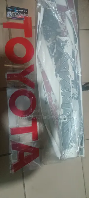 Hilux 2020 Body Sticker Adventure