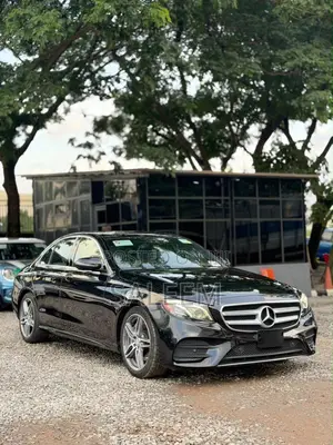 Mercedes-Benz E300 2017 Black