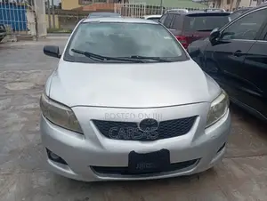 Toyota Corolla 2009 Silver