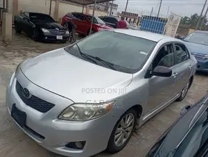 Toyota Corolla 2009 Silver