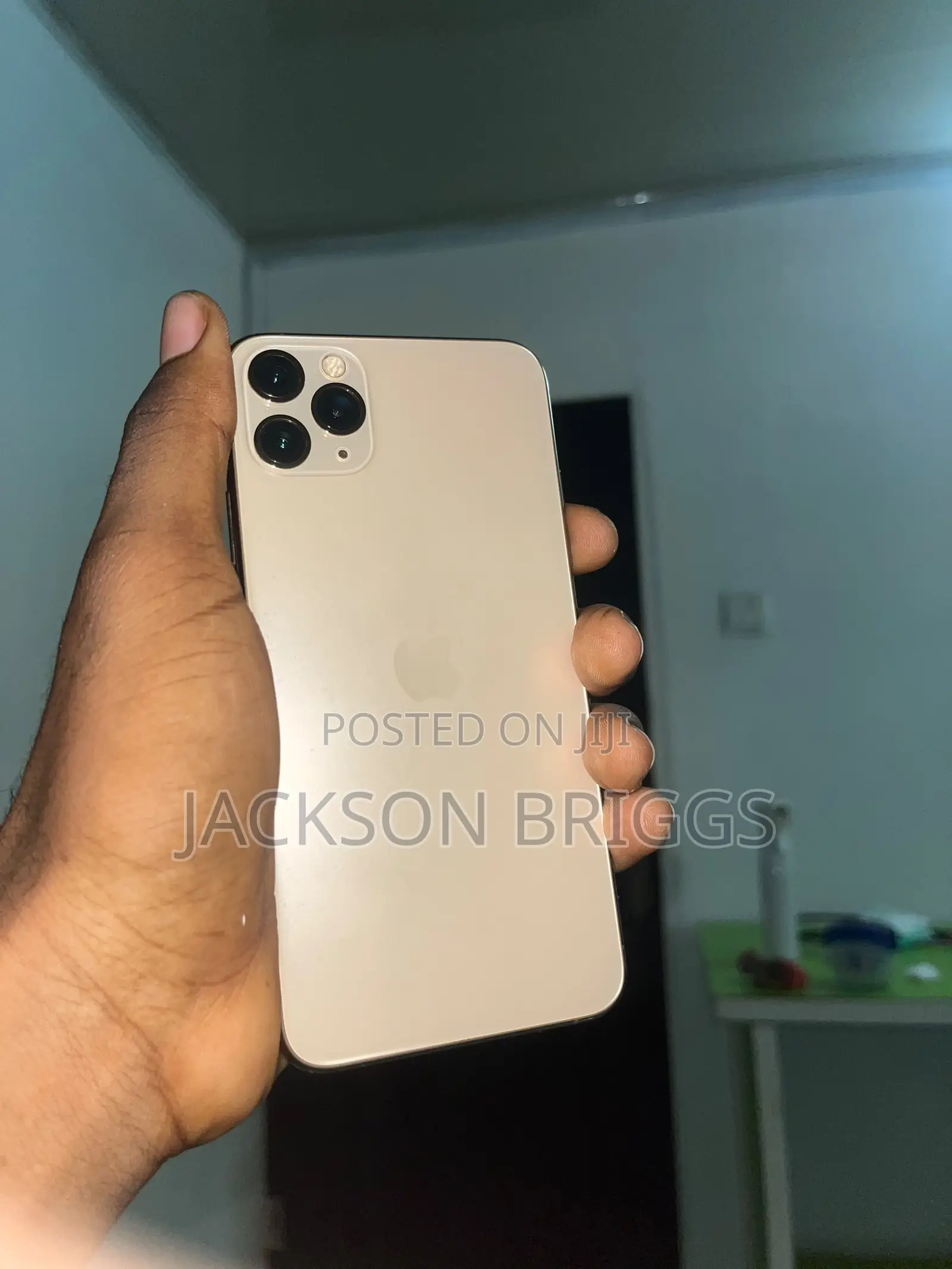 Apple iPhone 11 Pro Max 64 GB Gold