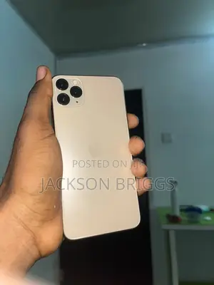 Apple iPhone 11 Pro Max 64 GB Gold