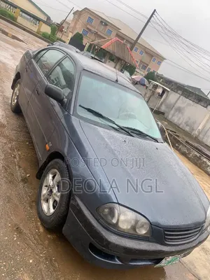 Toyota Corolla 1999 Green