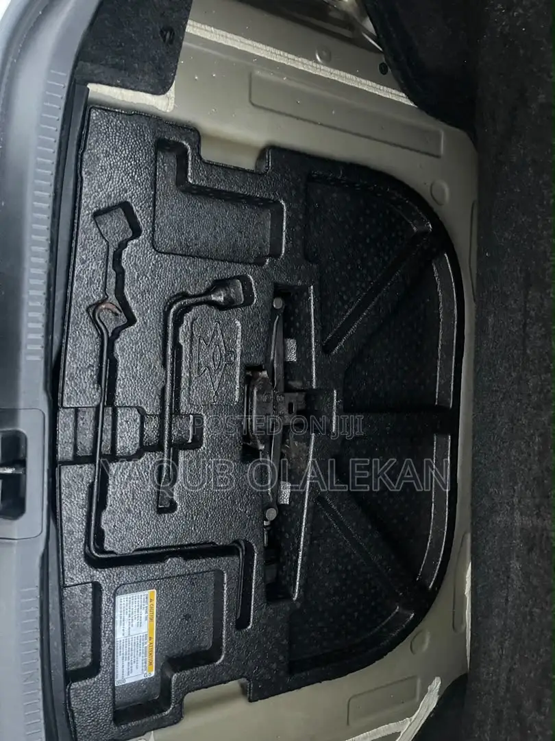 Toyota Camry 2017 Silver