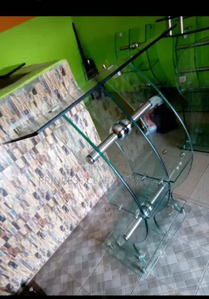 High Quality Thick Glass Pulpit for Church