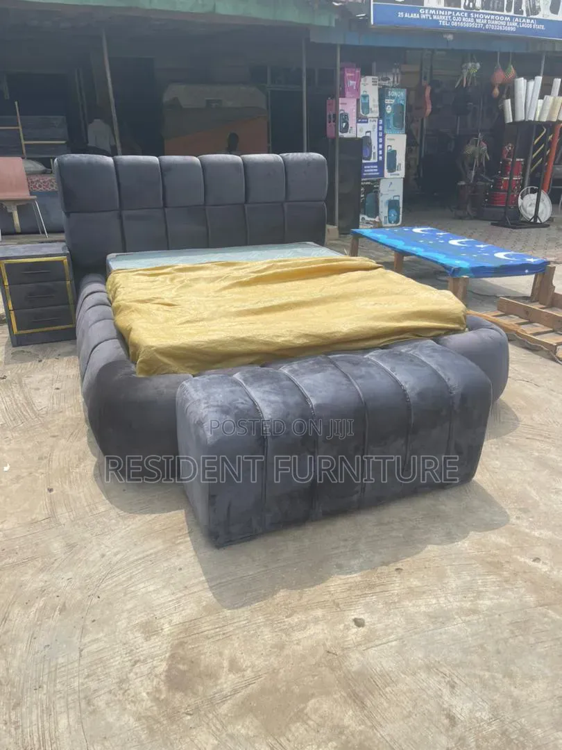 6x6 Padded Lining Bed Frames