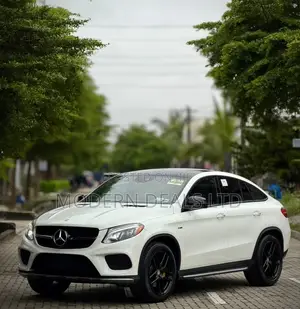 Mercedes-Benz GLE-Class GLE 350d 4MATIC 2016 White