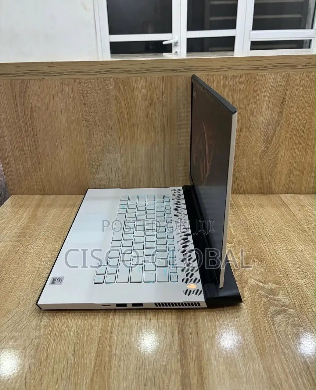 Laptop Alienware M15 r3 32GB Intel Core i9 SSD 512GB