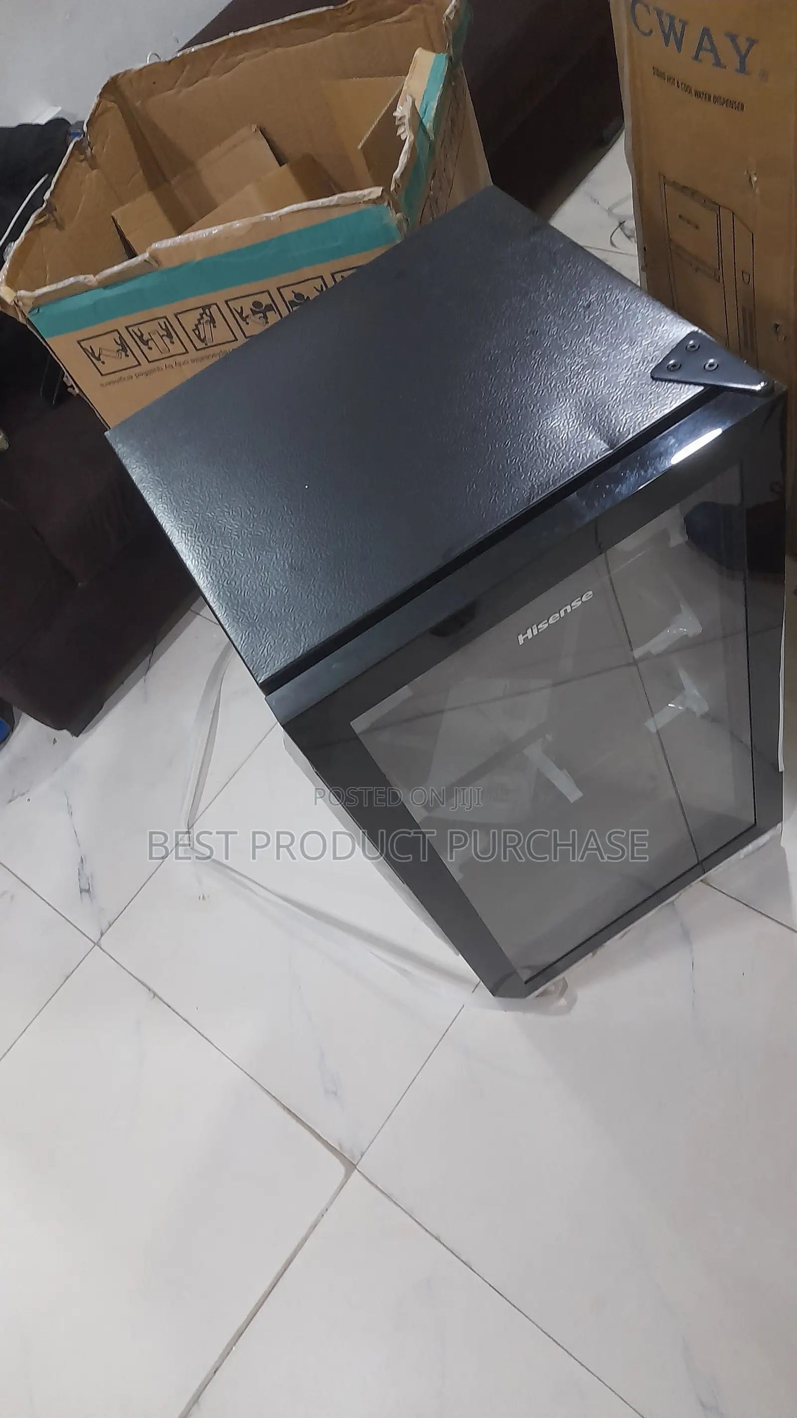 Modern Hisense JC-94 Beverage Chiller for Office Lounge