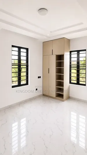 4bdrm House in Vgc Lekki Lagos for rent