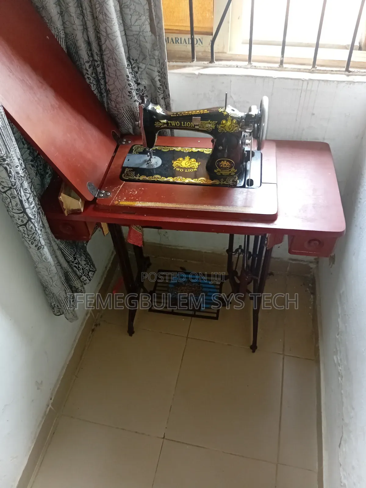 Two Lion Sewing Machine