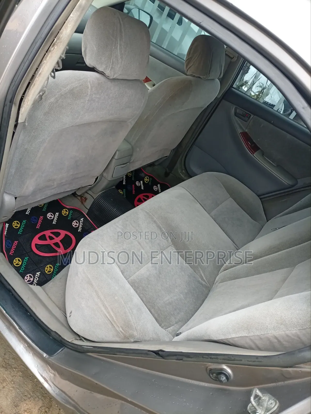 Toyota Corolla 2004 Gray
