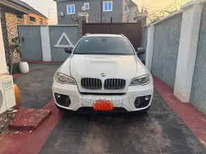BMW X6 xDrive50i 4dr SUV AWD (4.4L 8cyl Turbo 8A) 2014 White