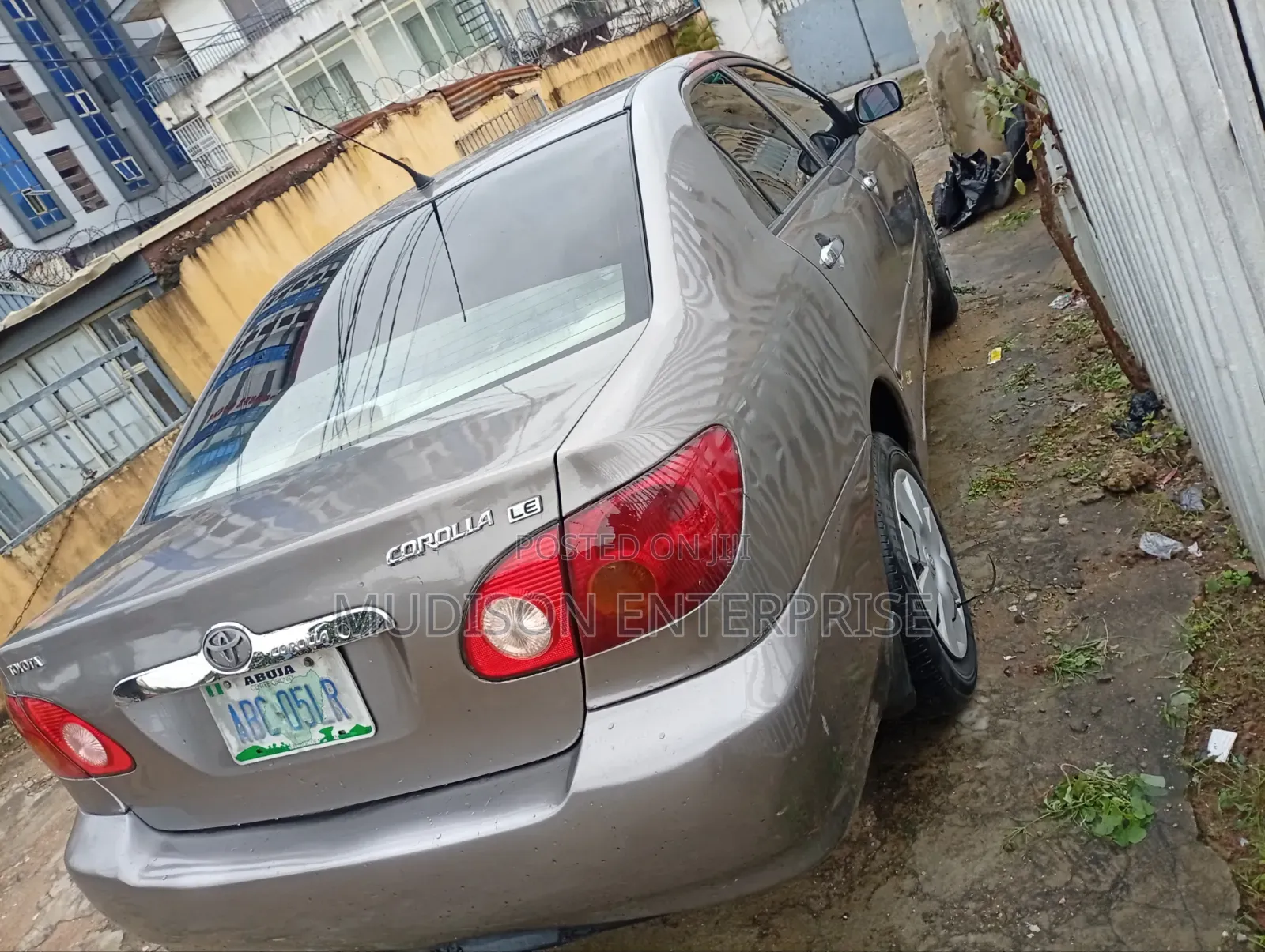 Toyota Corolla 2004 Gray