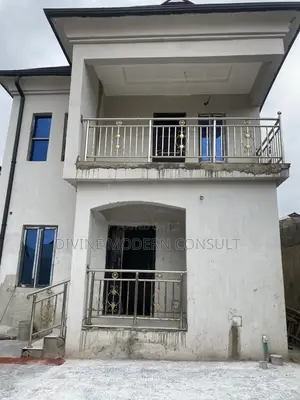 3bdrm Duplex in Lagos State for sale