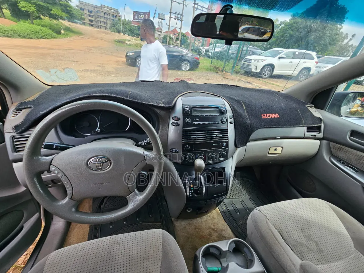 Toyota Sienna 2009 Silver