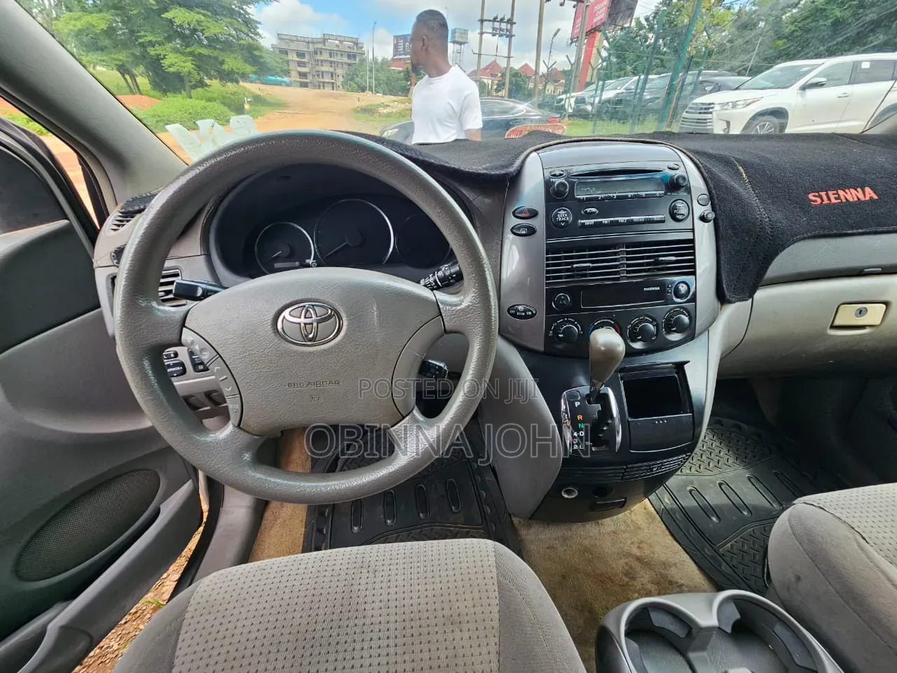 Toyota Sienna 2009 Silver